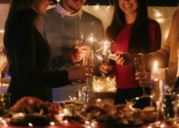 Alaçatı Yılbaşı Programları: Eğlence Zirvede!