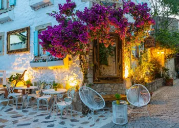 Çeşme Gezilecek Yerler